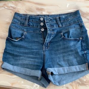 Aeropostale size 8 super high rise jean shorts. Gently worn